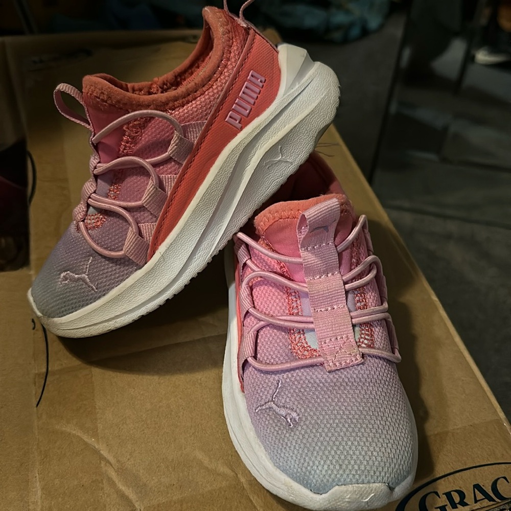 Puma girls shoes